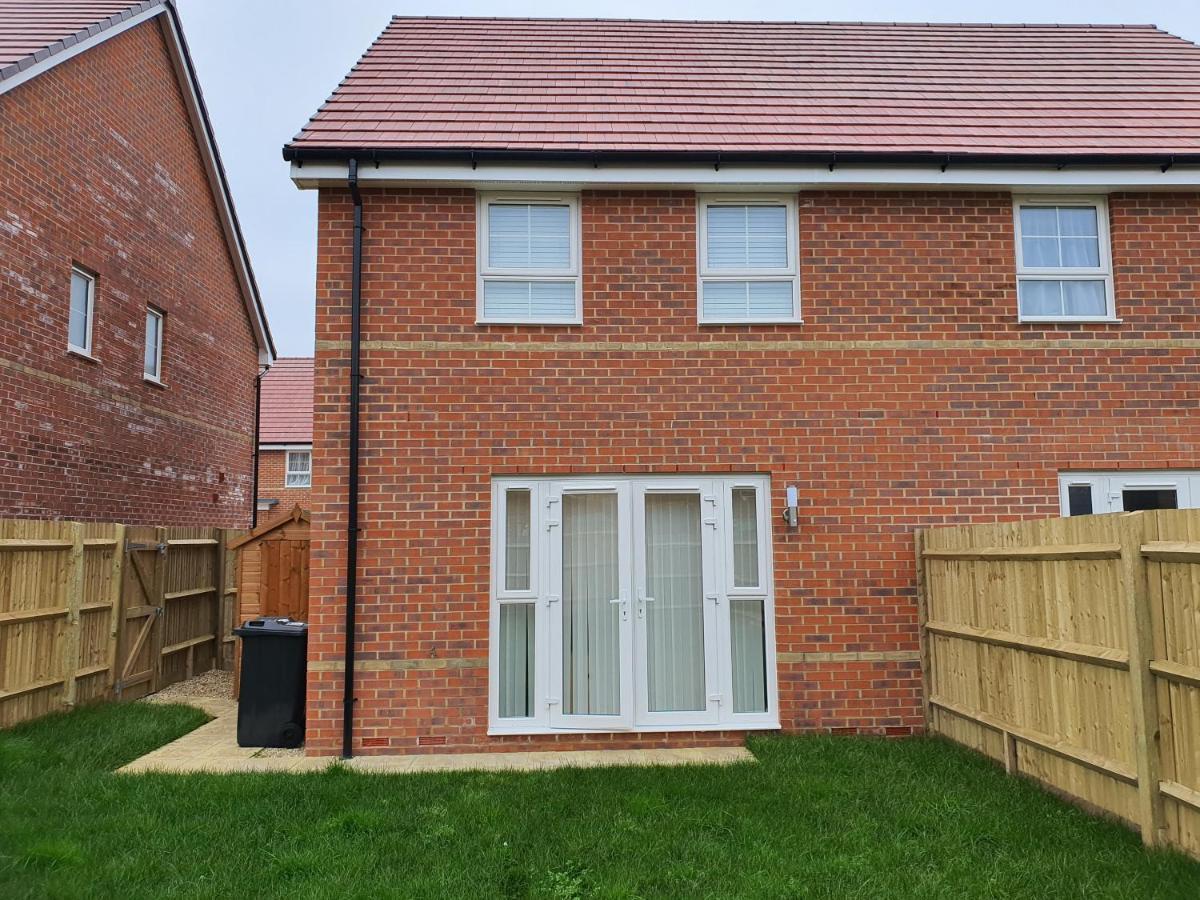The Joyland Residential Home Romsey Extérieur photo
